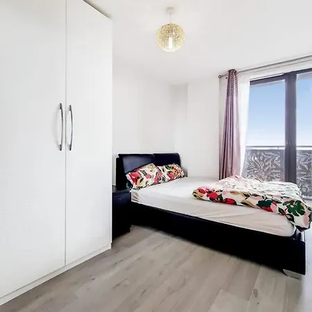 Modern 1 Bedroom Canning Town Apartment Londres Exterior foto